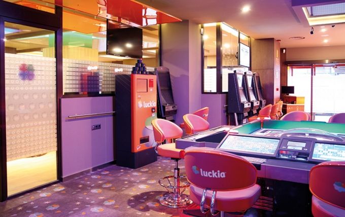 Reforma Casino Luckia en Valencia