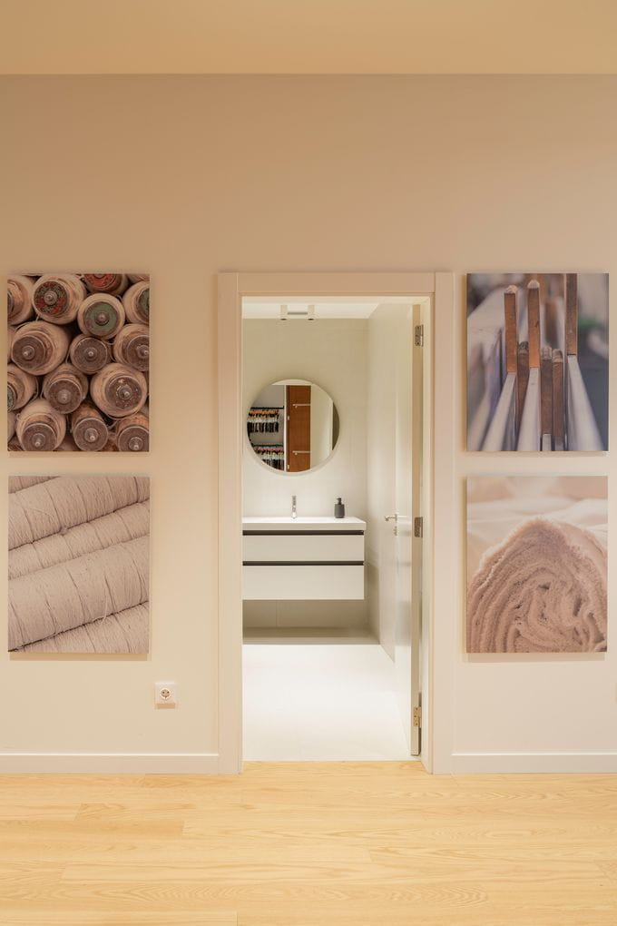 Showroom y oficinas de MANTECO en A Coruña