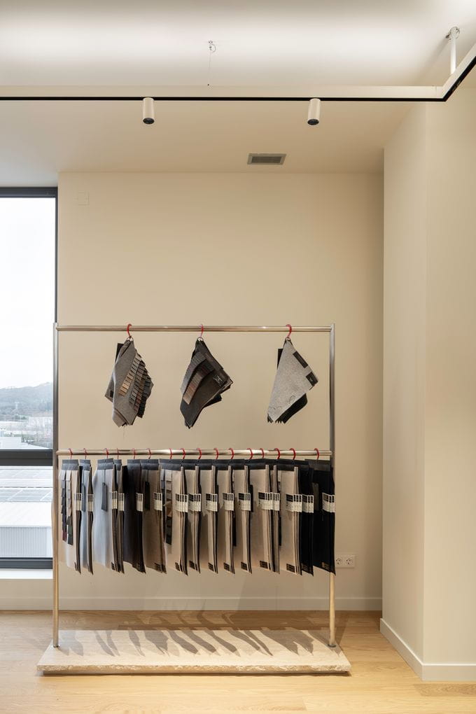 Showroom y oficinas de MANTECO en A Coruña