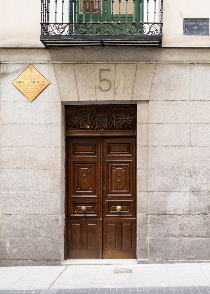 Reforma exclusiva de edificio residencial histórico