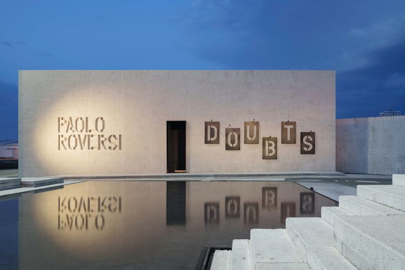 INCOGA da forma al universo de Paolo Roversi en Doubts, la nueva exposición de la Fundación MOP