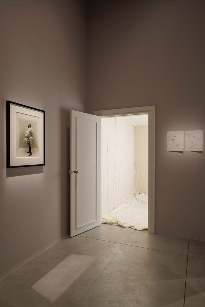 Espacio expositivo Doubts - The MOP Foundation
